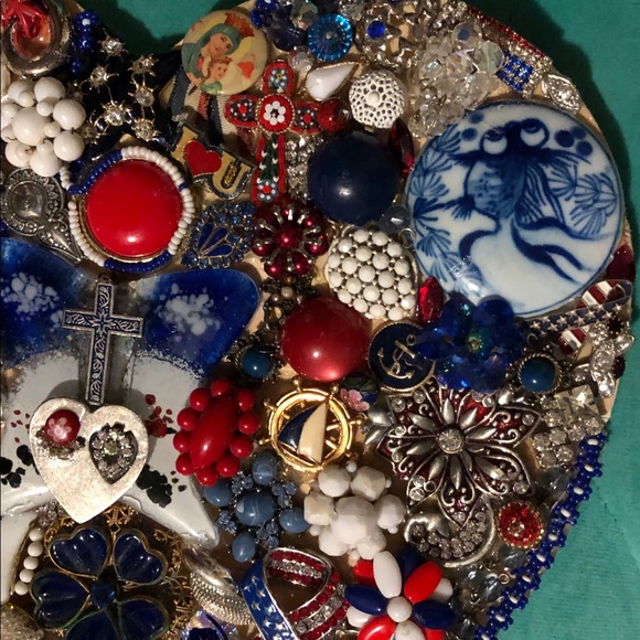 LOVE HONOR AND COMMITMENT - Picture 2 of 8